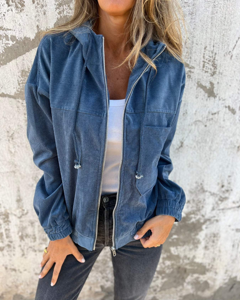 Gracelyn – Lightweight Women’s Velvet Jacket