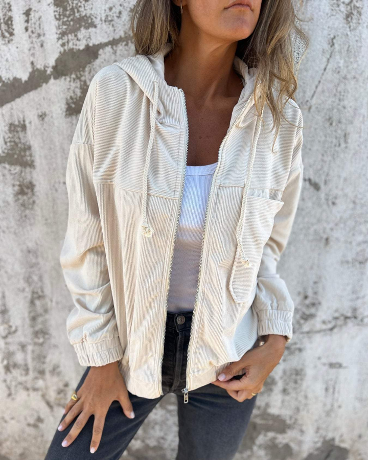 Gracelyn – Lightweight Women’s Velvet Jacket