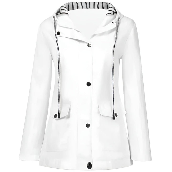 Ruvie – Lightweight Women’s Water-Resistant Jacket