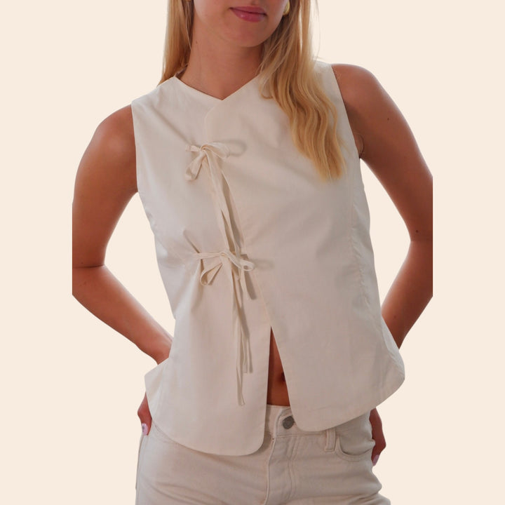 Maiah – Minimalist Women’s Tie-Front Top