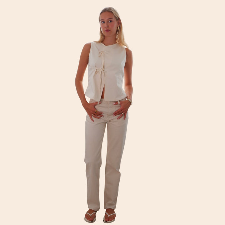 Maiah – Minimalist Women’s Tie-Front Top
