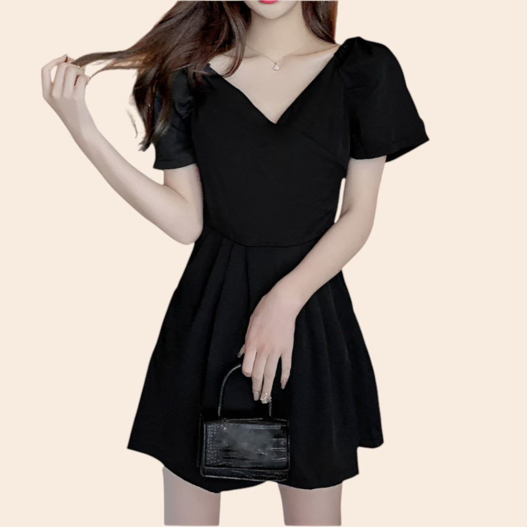 Mollly – Puff-Sleeve Women’s One-Piece Summer Romper