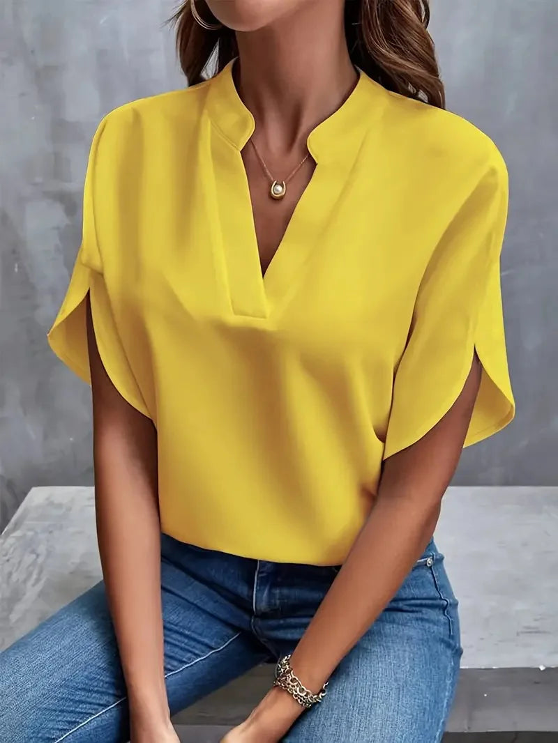 Amarilyn – Relaxed Women’s V-Neck Blouse