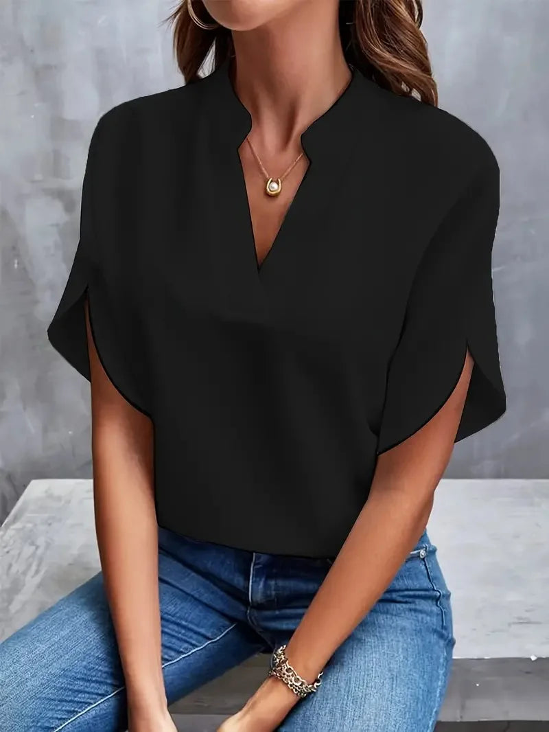 Amarilyn – Relaxed Women’s V-Neck Blouse