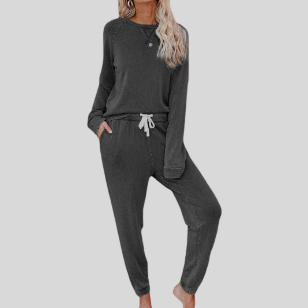 Ana – Relaxed Women’s Lounge Set