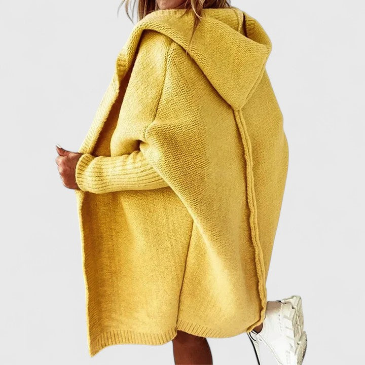 Mira – Oversized Women’s Hooded Cardigan