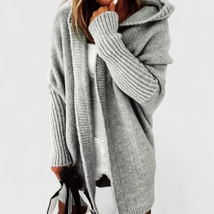 Mira – Oversized Women’s Hooded Cardigan